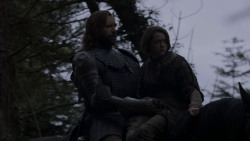 extant_GameOfThrones_4x01-TwoSwords_5290