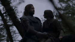 extant_GameOfThrones_4x01-TwoSwords_5292