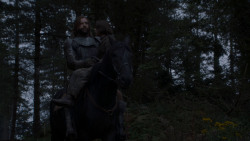 extant_GameOfThrones_4x01-TwoSwords_5293