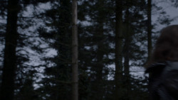 extant_GameOfThrones_4x01-TwoSwords_5307