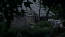 extant_GameOfThrones_4x01-TwoSwords_5316