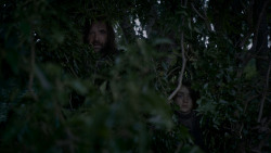 extant_GameOfThrones_4x01-TwoSwords_5321