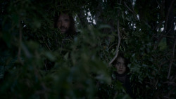 extant_GameOfThrones_4x01-TwoSwords_5325