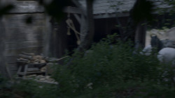 extant_GameOfThrones_4x01-TwoSwords_5331