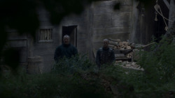 extant_GameOfThrones_4x01-TwoSwords_5377