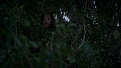 extant_GameOfThrones_4x01-TwoSwords_5408