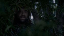 extant_GameOfThrones_4x01-TwoSwords_5414