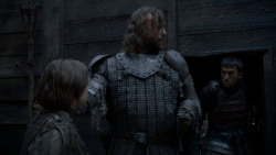 extant_GameOfThrones_4x01-TwoSwords_5432