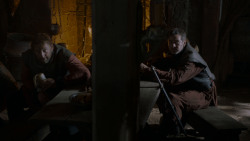 extant_GameOfThrones_4x01-TwoSwords_5453