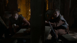 extant_GameOfThrones_4x01-TwoSwords_5455