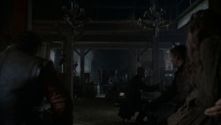 extant_GameOfThrones_4x01-TwoSwords_5511