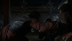 extant_GameOfThrones_4x01-TwoSwords_5514