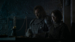extant_GameOfThrones_4x01-TwoSwords_5521