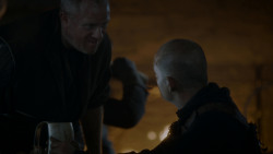 extant_GameOfThrones_4x01-TwoSwords_5528