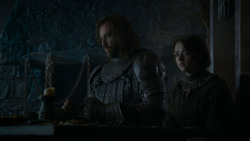 extant_GameOfThrones_4x01-TwoSwords_5534