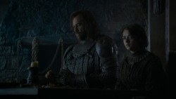extant_GameOfThrones_4x01-TwoSwords_5535