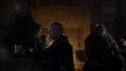 extant_GameOfThrones_4x01-TwoSwords_5536