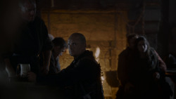 extant_GameOfThrones_4x01-TwoSwords_5537