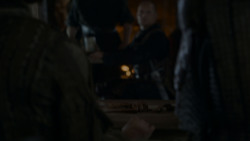 extant_GameOfThrones_4x01-TwoSwords_5546