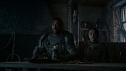 extant_GameOfThrones_4x01-TwoSwords_5560