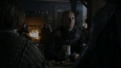 extant_GameOfThrones_4x01-TwoSwords_5570