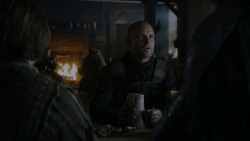 extant_GameOfThrones_4x01-TwoSwords_5571