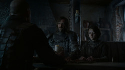 extant_GameOfThrones_4x01-TwoSwords_5574