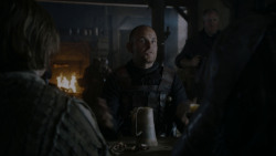 extant_GameOfThrones_4x01-TwoSwords_5579