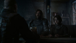 extant_GameOfThrones_4x01-TwoSwords_5583