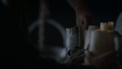 extant_GameOfThrones_4x01-TwoSwords_5586