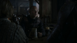 extant_GameOfThrones_4x01-TwoSwords_5592
