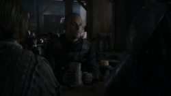 extant_GameOfThrones_4x01-TwoSwords_5593
