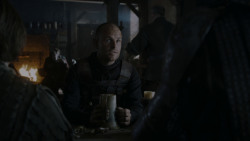 extant_GameOfThrones_4x01-TwoSwords_5608