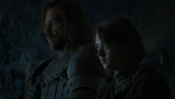 extant_GameOfThrones_4x01-TwoSwords_5622