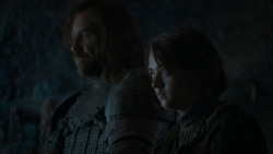 extant_GameOfThrones_4x01-TwoSwords_5623