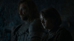 extant_GameOfThrones_4x01-TwoSwords_5624