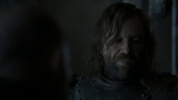 extant_GameOfThrones_4x01-TwoSwords_5647