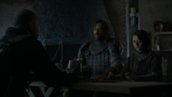 extant_GameOfThrones_4x01-TwoSwords_5652