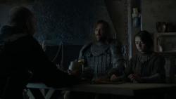 extant_GameOfThrones_4x01-TwoSwords_5655