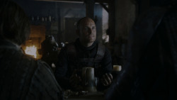 extant_GameOfThrones_4x01-TwoSwords_5659