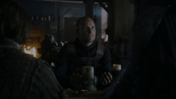 extant_GameOfThrones_4x01-TwoSwords_5660