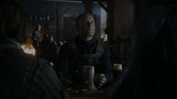 extant_GameOfThrones_4x01-TwoSwords_5663