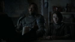 extant_GameOfThrones_4x01-TwoSwords_5672