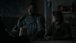 extant_GameOfThrones_4x01-TwoSwords_5692