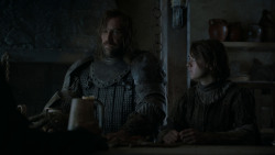 extant_GameOfThrones_4x01-TwoSwords_5693