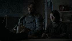 extant_GameOfThrones_4x01-TwoSwords_5708