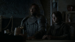 extant_GameOfThrones_4x01-TwoSwords_5731
