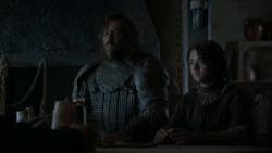 extant_GameOfThrones_4x01-TwoSwords_5733