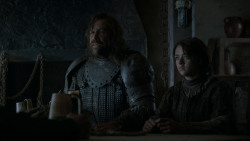 extant_GameOfThrones_4x01-TwoSwords_5735