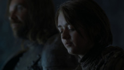 extant_GameOfThrones_4x01-TwoSwords_5743